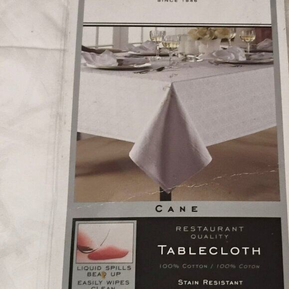 Wamsutta White Cane Stain Resistant Tablecloth Restaurant Quality 70 in Round - Picture 2 of 6
